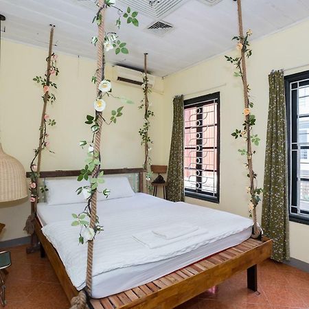 Hanoian Backpack Hostel Exterior photo